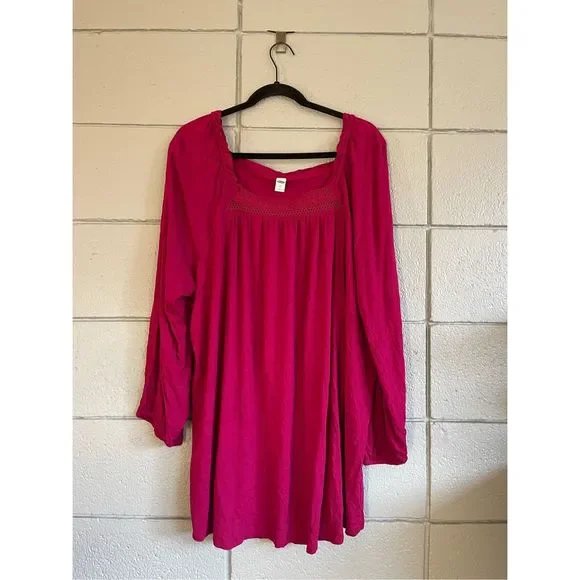 Women’s Old Navy Plus Size Square Neck Blouse Bundle in Magenta + Black size 4X - Picture 2 of 7